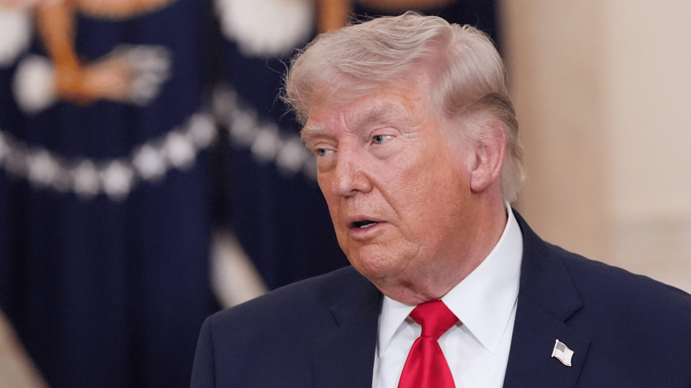 Будете жить в аду: Трамп пригрозил Ирану из-за блокирования пролива