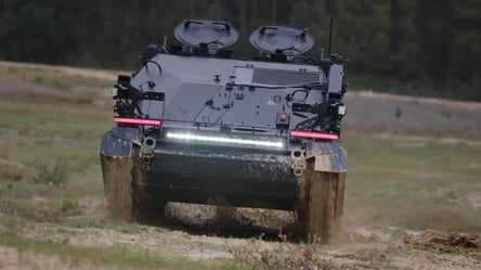 У Німеччині розробили потужну бойову машину-робота. Відео та фото - 285x160