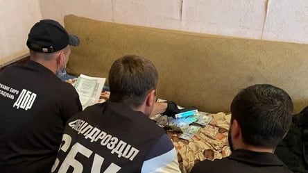 В Одесской области правоохранители шантажировали семью: требовали деньги за право проживания в квартире - 285x160