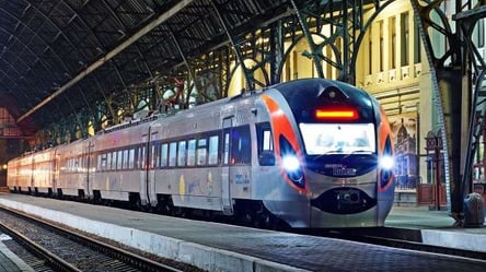 "Укрзализныця" поможет желающим добраться на Говерлу: из Львова запустят новый экспресс поезд - 285x160