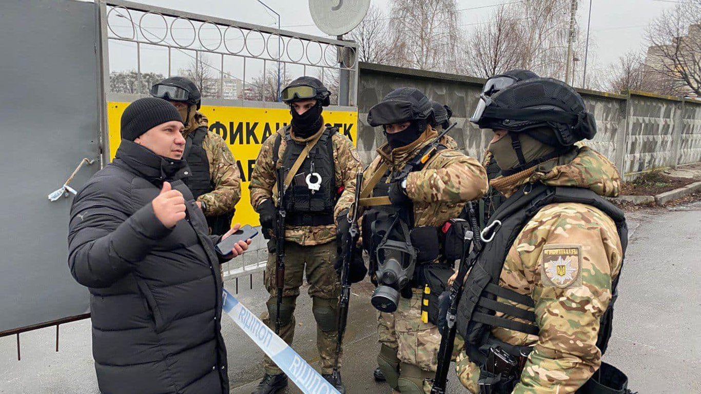 Спецоперация под Киевом - мужчина открыл стрельбу по людям