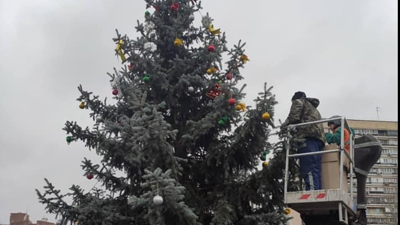Новий рік у Києві - на Печерську відкриють новорічні містечка