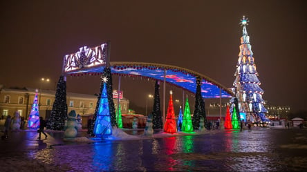 В Харькове сообщили, как будут пускать граждан к новогодней елке на площади Свободы в "желтой" зоне - 285x160