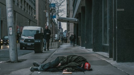 Болезни, ампутации и смерть: как уберечь жизнь бездомным во время зимних заморозков - 285x160