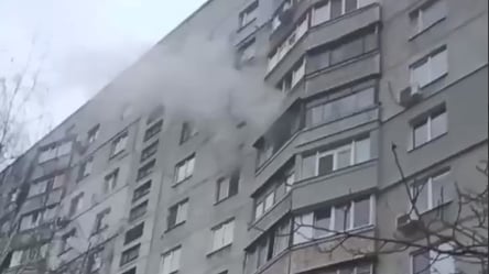 Пожар в многоэтажке Харькова: спасатели нашли труп женщины - 285x160