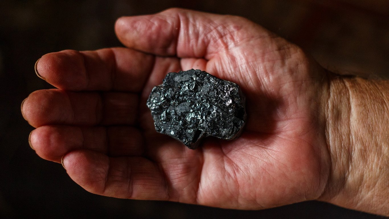 СБУ попередила Кабмін про ризик відключення опалення  через брак вугілля – ЗМІ