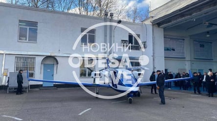В Одесі на заводі презентували авіаційні новинки бізнес-класу. Фото - 285x160