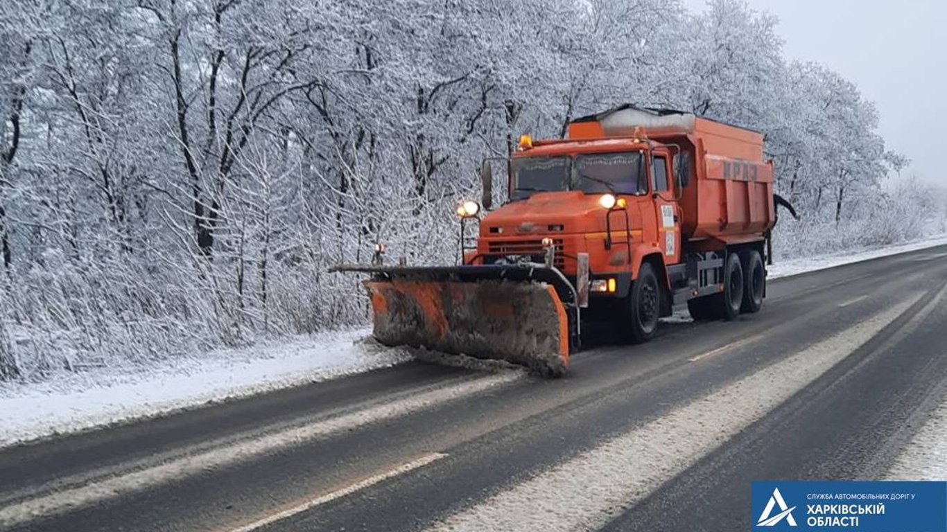 Куди водіям звертатись у разі ускладнення руху на дорогах Харкова та області