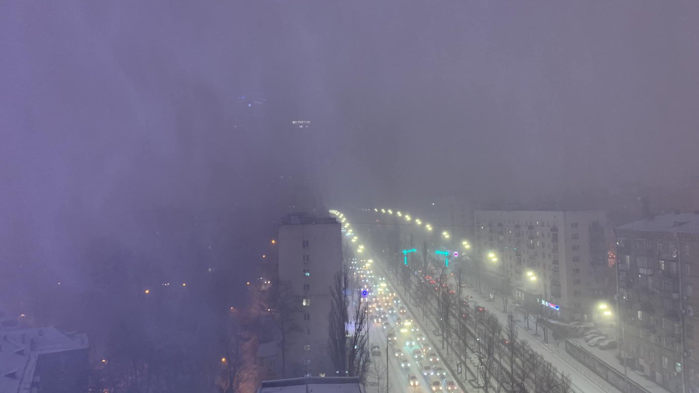 Київ - відключення - світло і тепло