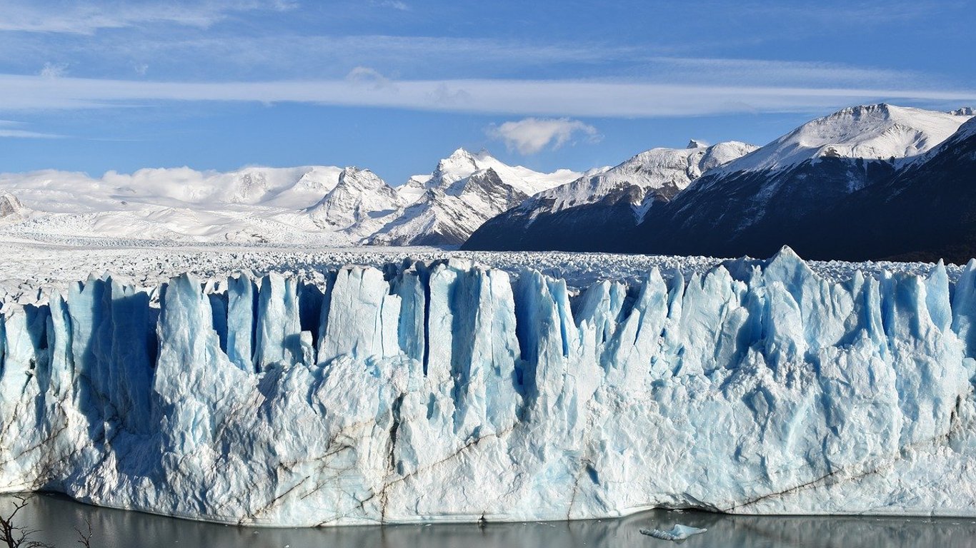 Що знайшли вчені в стародавніх льодовиках і злякали науковий світ