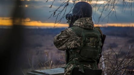 Обстріли на Донбасі: окупанти поранили українського військовослужбовця - 285x160
