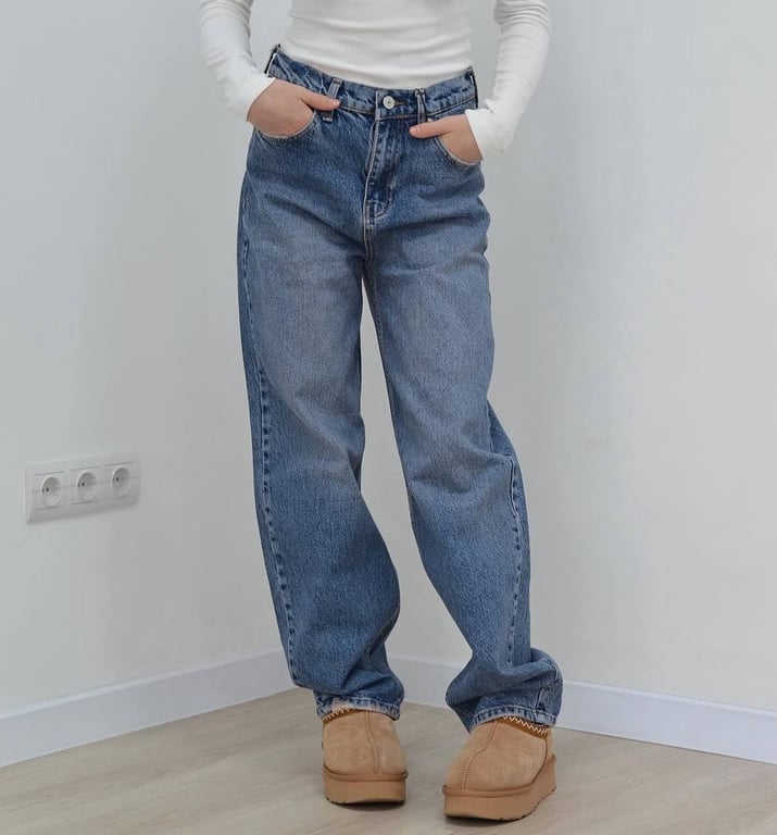 Вільні джинси потрібно вміти правильно стилізувати