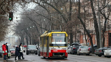 В Одессе из-за погодных условий "стали" трамваи - 285x160