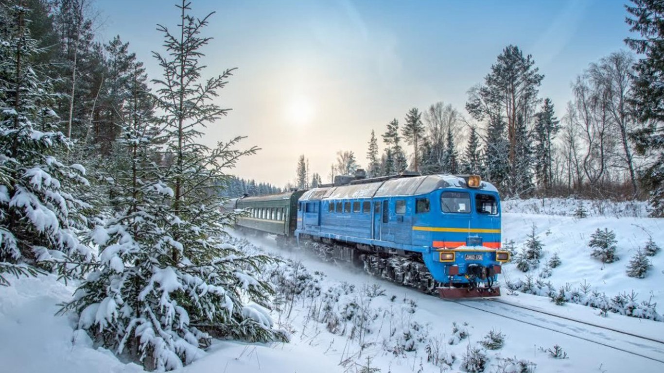 Поезда "Укрзализныци" задерживаются на 2 часа: причина