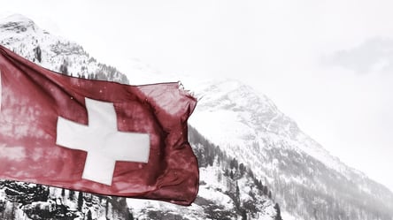 Швейцарія з 2022 року дозволить змінювати стать у документах без меддіагностики - 285x160