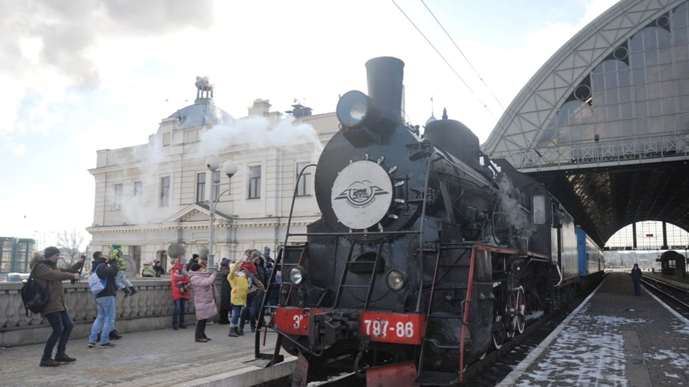 На праздники из Львова в Брюховичи запустят ретро-поезд: график маршрута