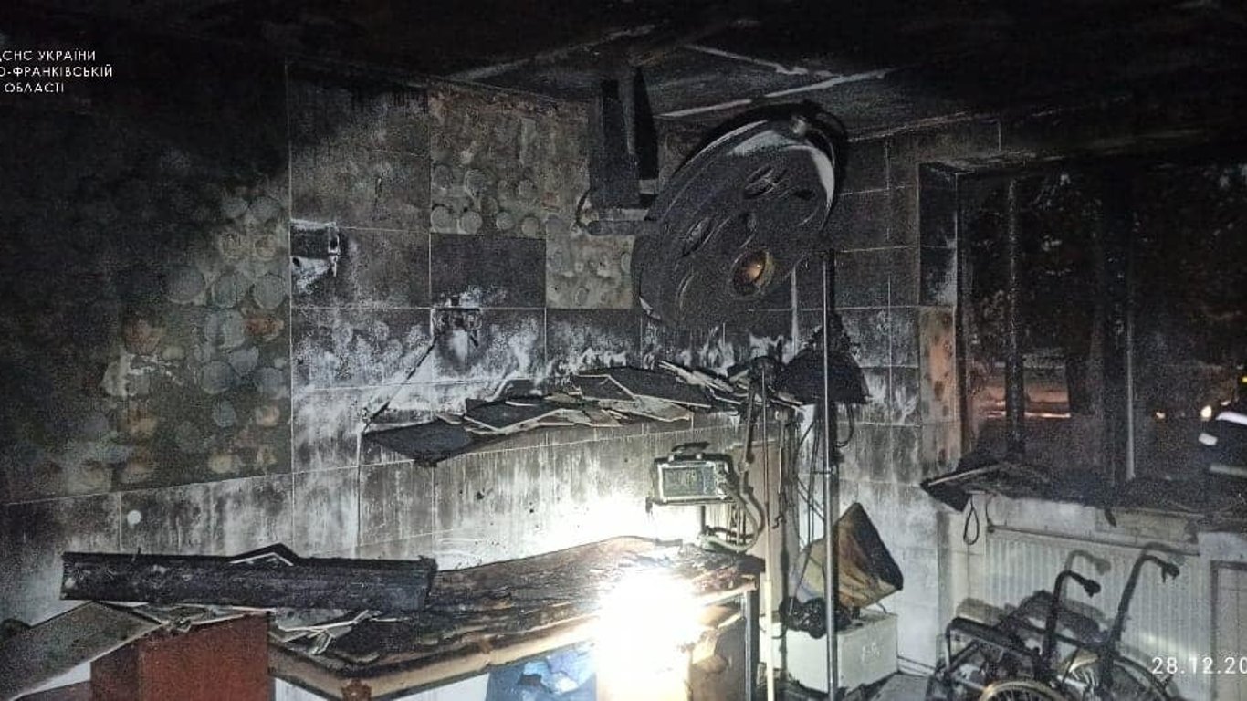 Ексклюзивні подробиці пожежі у COVID-лікарні на Прикарпатті