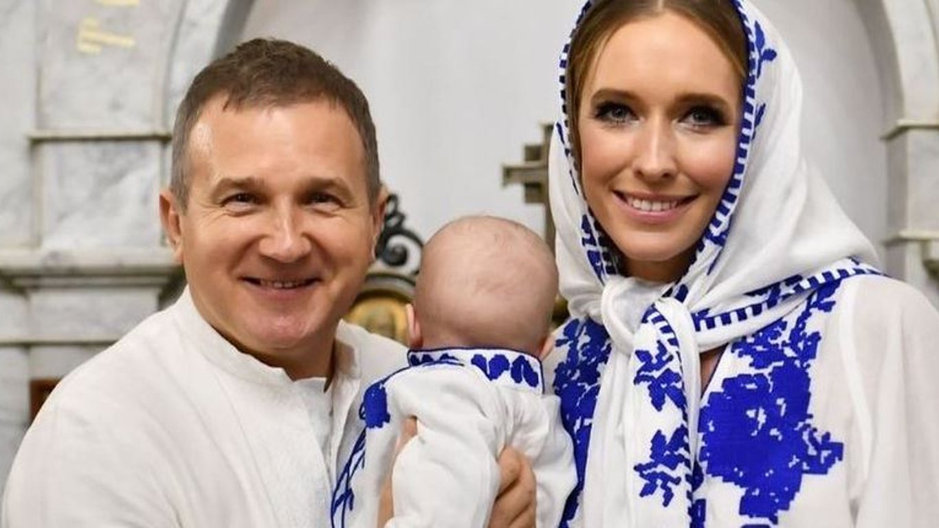 Катя Осадча та Горбунов відсвяткували хрестини сина: до мережі потрапили неопубліковані фото