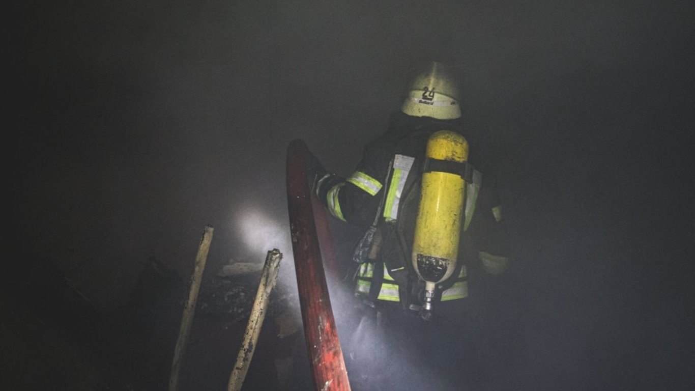 Пожар в Киеве - горела многоэтажка - что с людьми