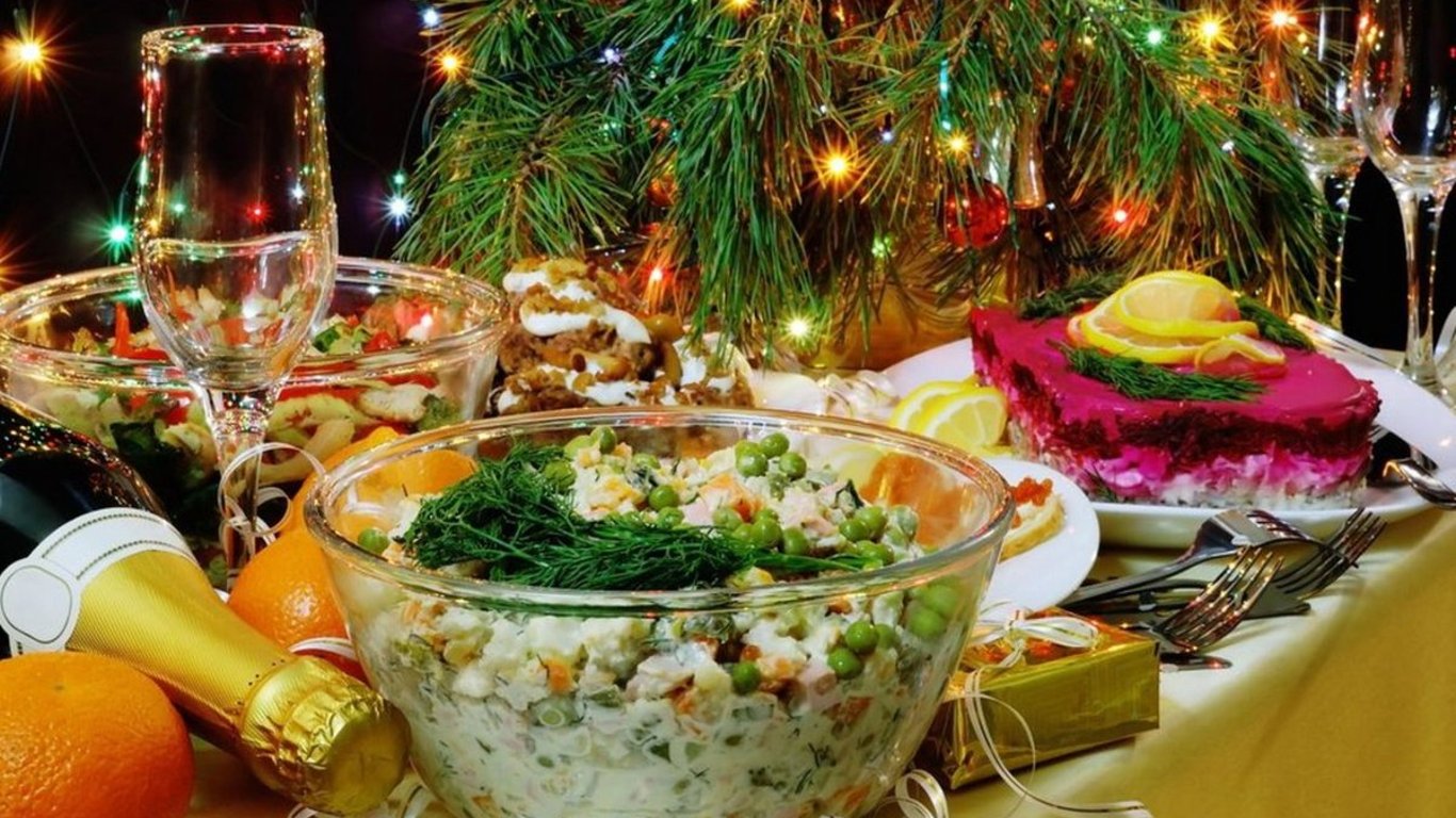5 продуктів з новорічного столу СРСР, які зараз виглядають убого
