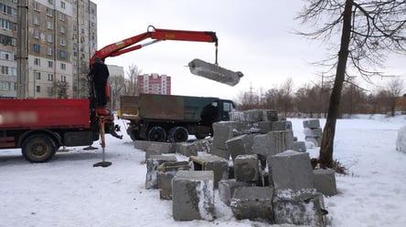 Автор "Харківського Стоунхенджа" назвав його демонтаж актом вандалізму - 285x160