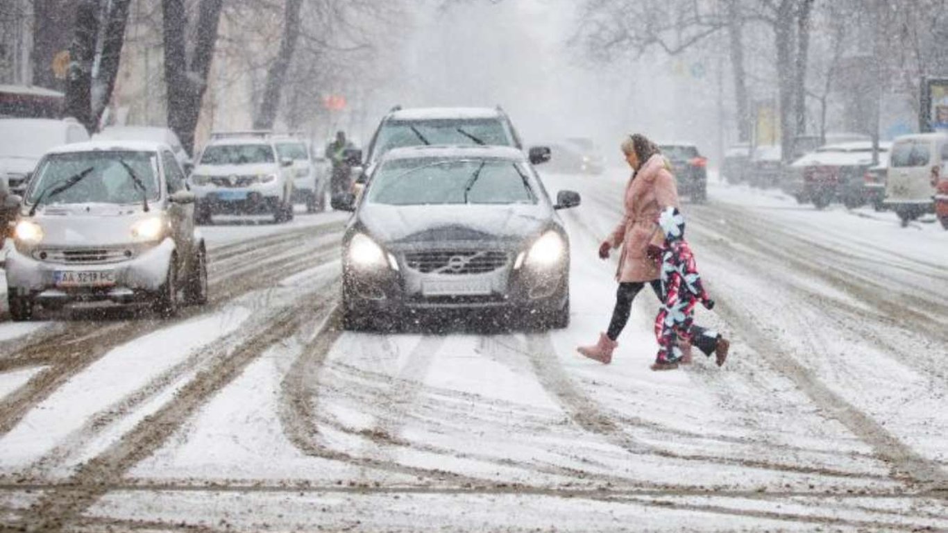 Погода в Києві - на столицю насуваються сильні снігопади