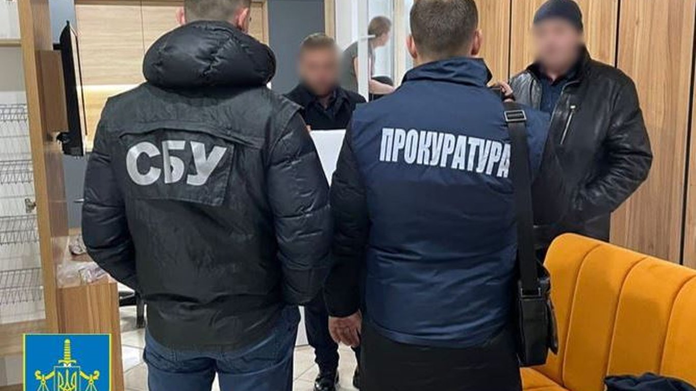 Во Львове задержан чиновник Госпродпотребслужбы за взятку - фото