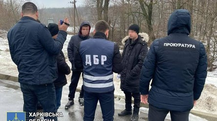 Жестоко били, чтобы выбить признание: сотрудника полиции подозревают в пытках человека на Харьковщине. Фото - 285x160