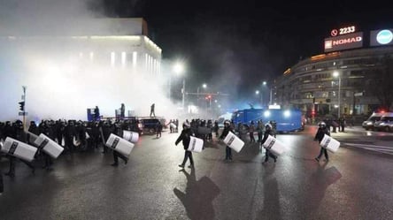 Протесты в Казахстане: Токаев приказал стрелять на поражение, пострадали и убиты сотни людей. Все подробности - 285x160