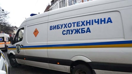 В Киеве массовое минирование: спасатели проверяют 10 ТРЦ - 285x160