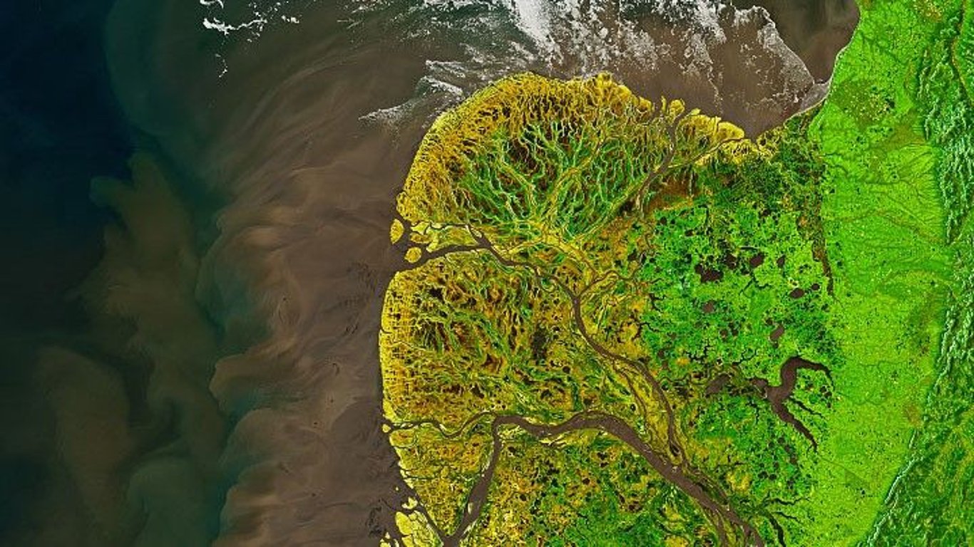 8 удивительных фото Земли, сделанных спутниками из космоса