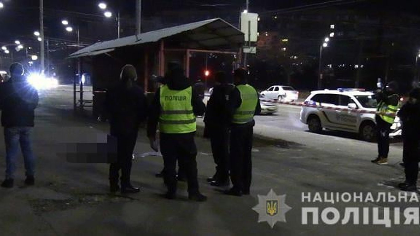 В Киеве иностранец прямо на улице убил мужчину - подробности - фото