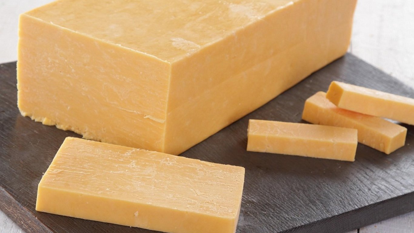 На Харківщині на сир для шкіл витратили понад третину млн грн
