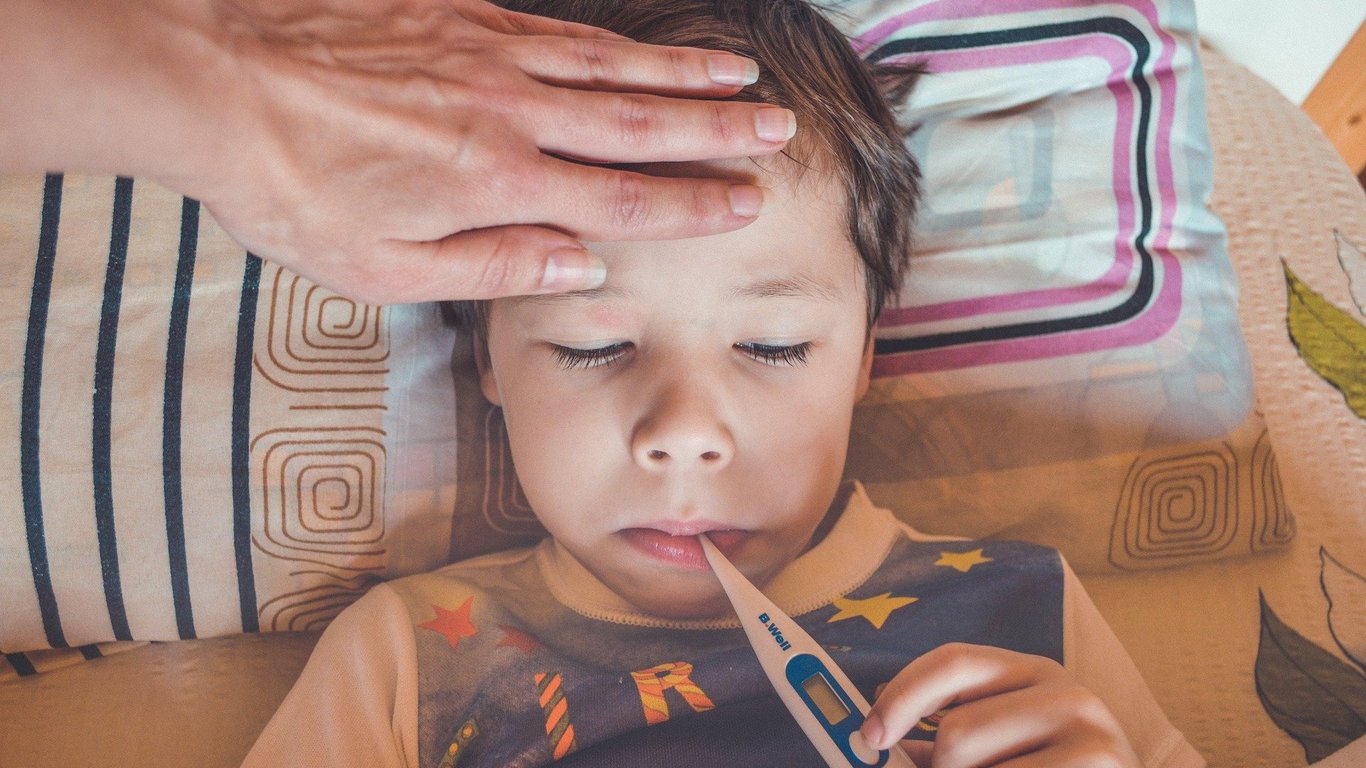 Комаровський пояснив, чому діти часто хворіють