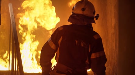 У Києві під час пожежі врятували людину: подробиці - 285x160