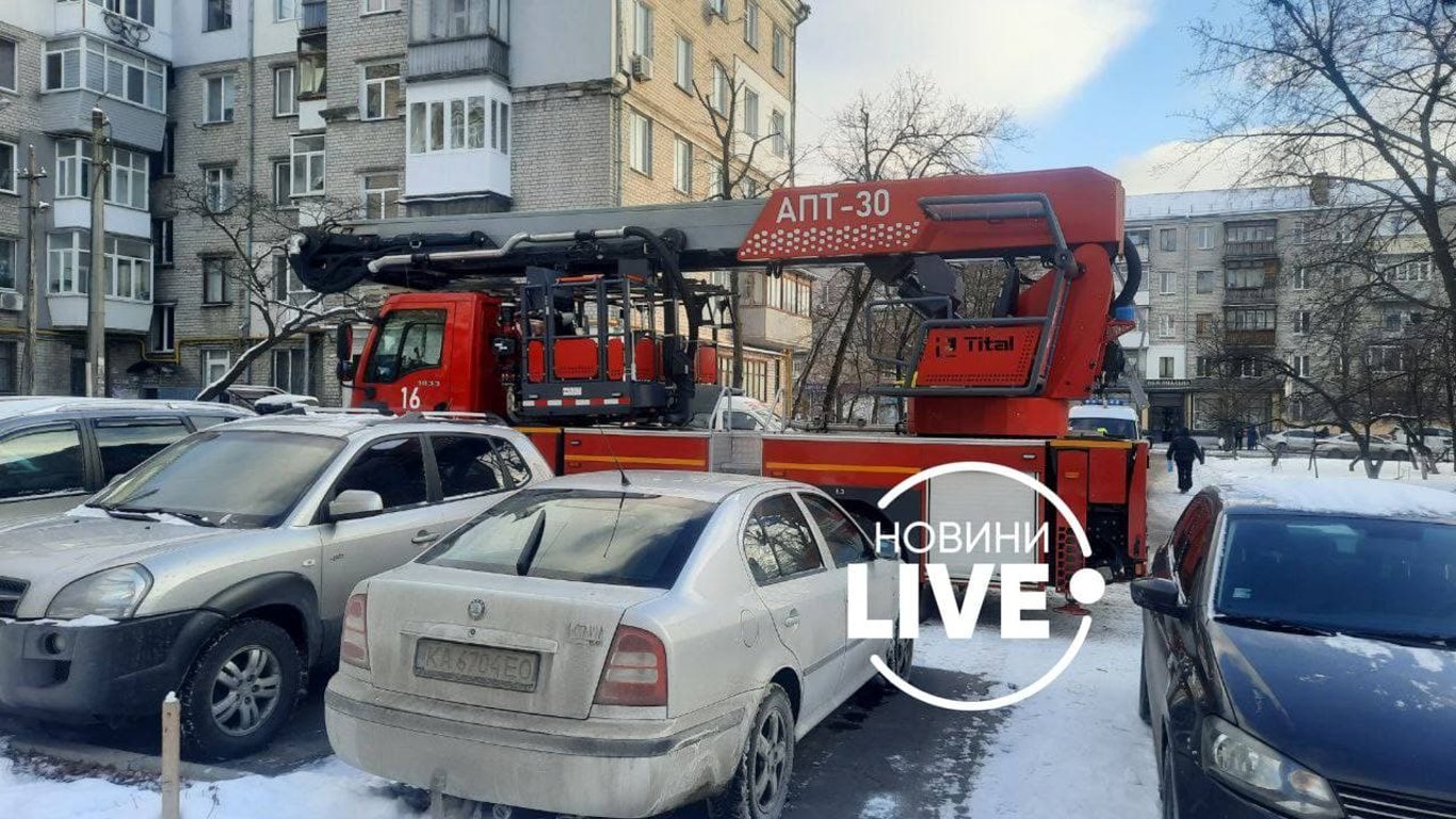 Забыла выключить обогреватель - загорелось общежитие - Новости Киева