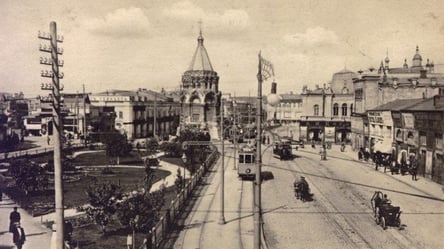 Знаменитая Сергиевская площадь в Харькове около ста лет назад: раритетные фото - 285x160
