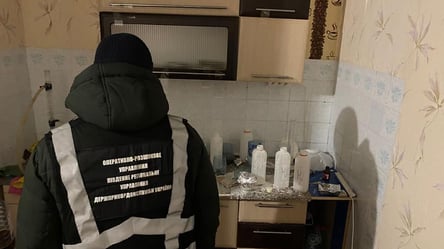 В Одесской области задержали мужчину, который изготавливал и продавал наркотики - 285x160