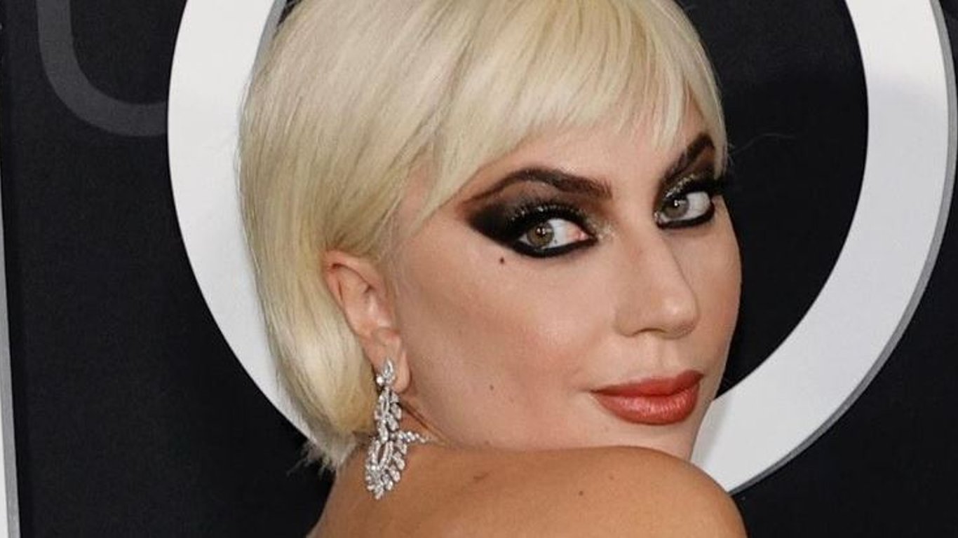 Леді Гага без макіяжу: співачка захопила природною красою - фото