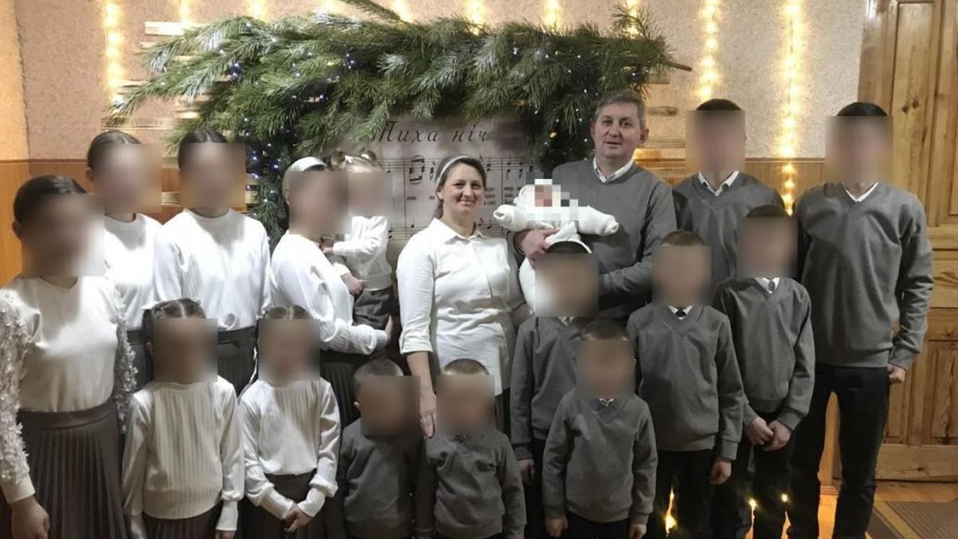 Во Львовской области семья воспитывает шестнадцать детей