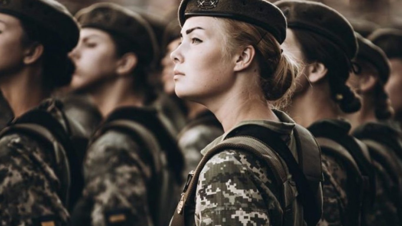 Військовий облік жінок: у Міноборони розповіли, чи штрафуватимуть українок у 2022 році