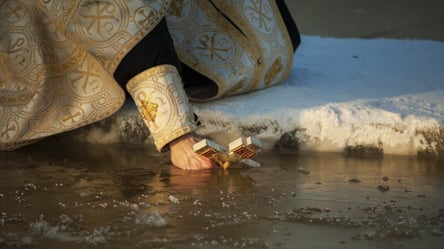 Крещение 2022: где искупаться в проруби на Львовщине - 285x160