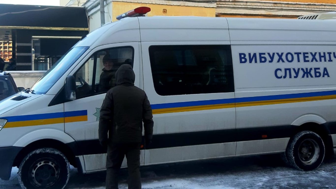 Окружной админсуд в Киеве - людей срочно эвакуировали - что происходит