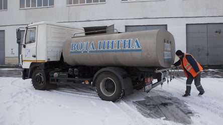 По Киеву будут развозить святую воду: подробности - 285x160