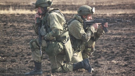 Позиции войск РФ у границы Украины показали с высоты. Фото - 285x160