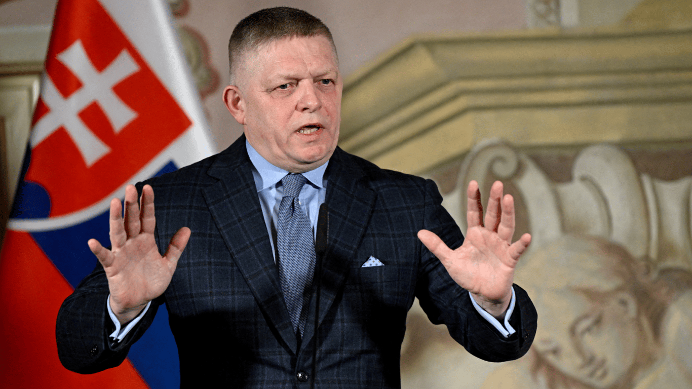 Фіцо відвідає Москву, однак не братиме участі у "параді перемоги"