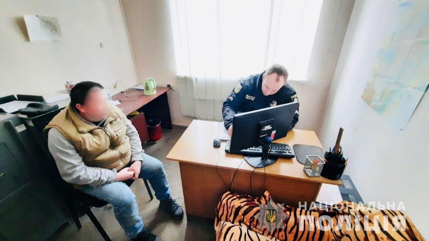 Пьяный житель Ивано-Франковска грозился взорвать себя в квартире с дочерью