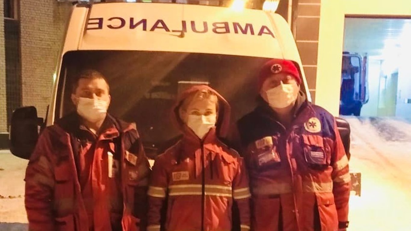 В Харькове медикам пришлось дважды спасать человека, у которого останавливалось сердце