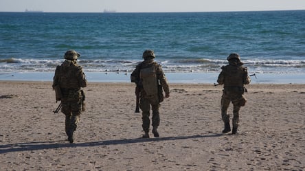 Боевая техника на пляжах и улицах: в Одессе провели военные учения. Фото - 285x160