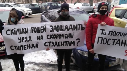 Во Львове студенты вышли на протесты: чего они требуют - 285x160